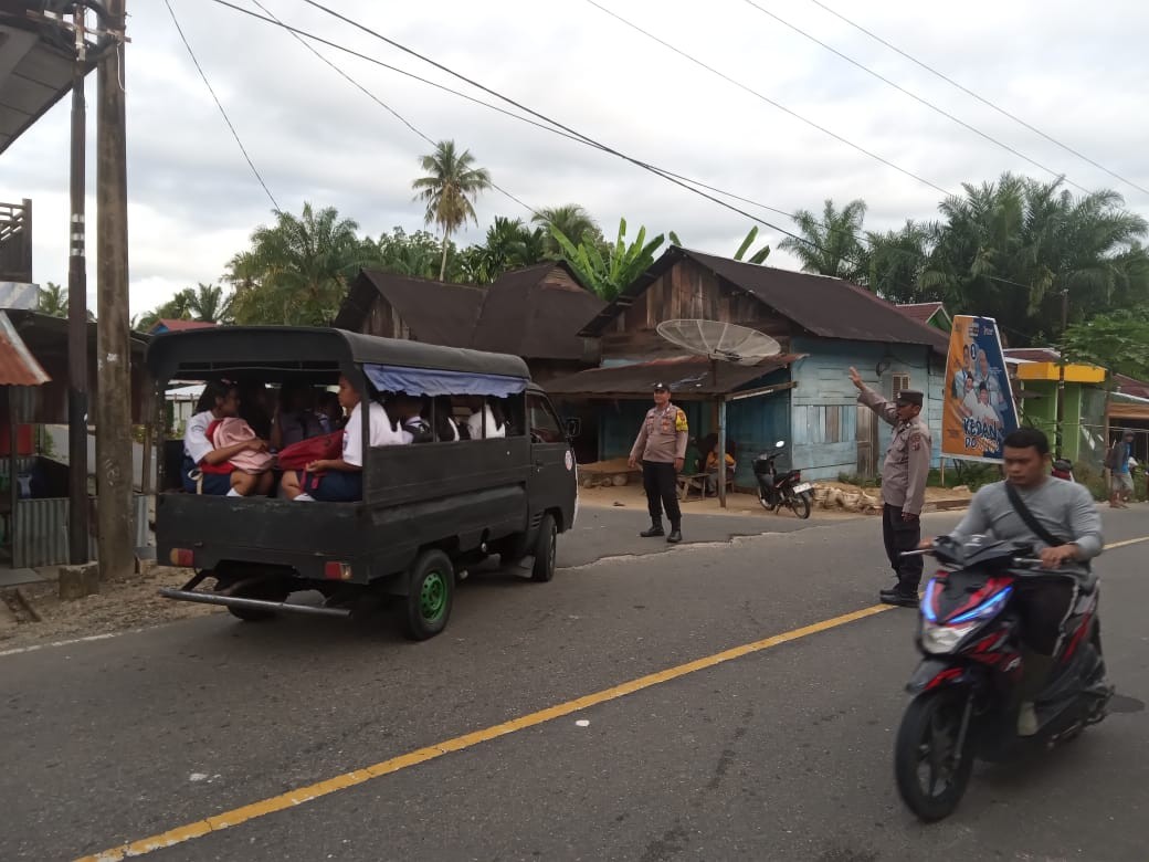  Polres Tapanuli Tengah Intensifkan Patroli Dini Hari untuk Menjaga Keamanan Wilayah