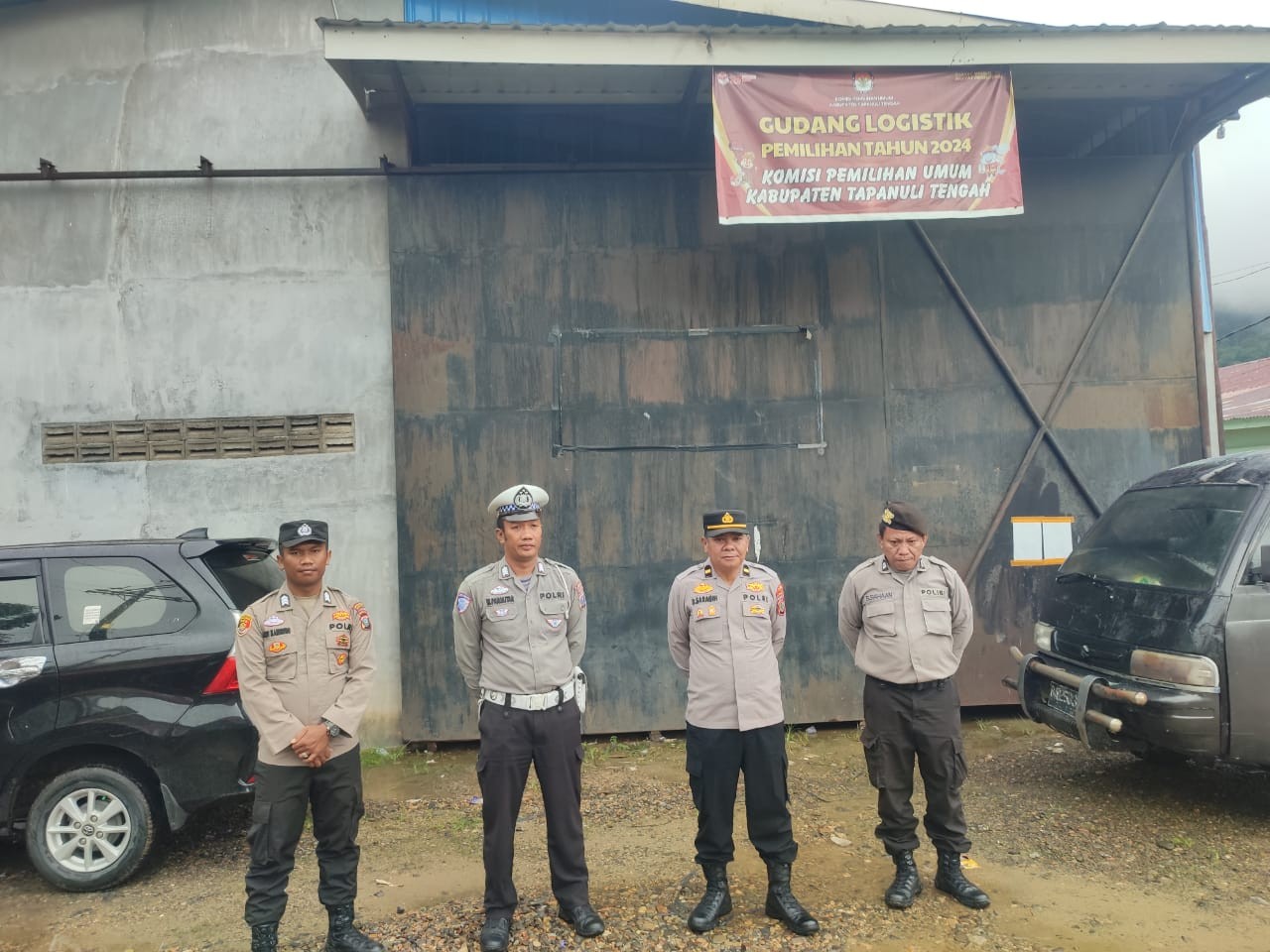 Polres Tapteng Pastikan Keamanan Gudang Logistik KPU Tetap Kondusif