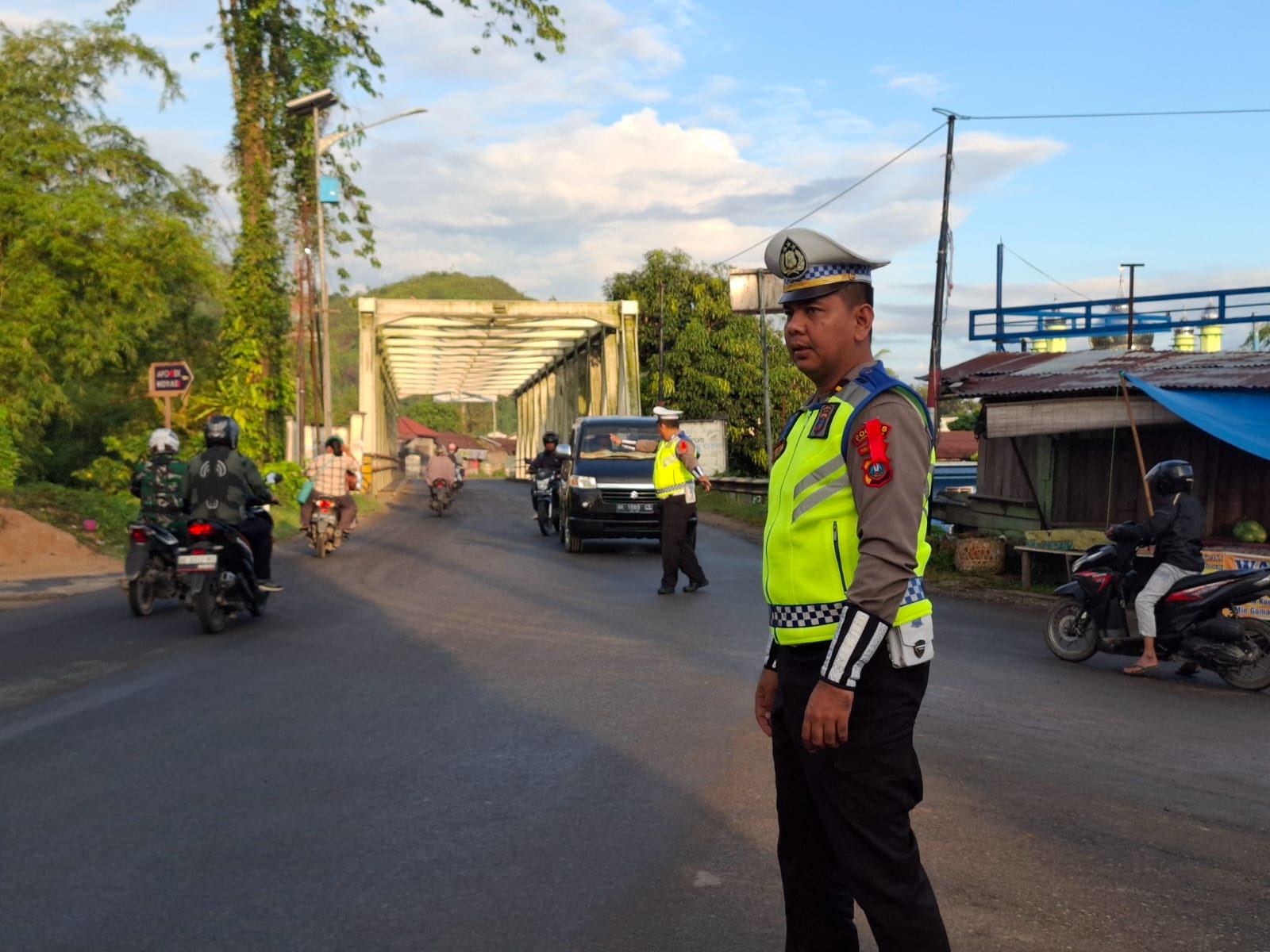 Polres Tapteng Gelar Pos Pagi untuk Kelancaran Lalu Lintas