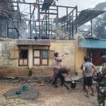 Rumah Makan Sekaligus Penginapan di Sorkam Barat Ludes Terbakar, Diduga Korsleting Listrik
